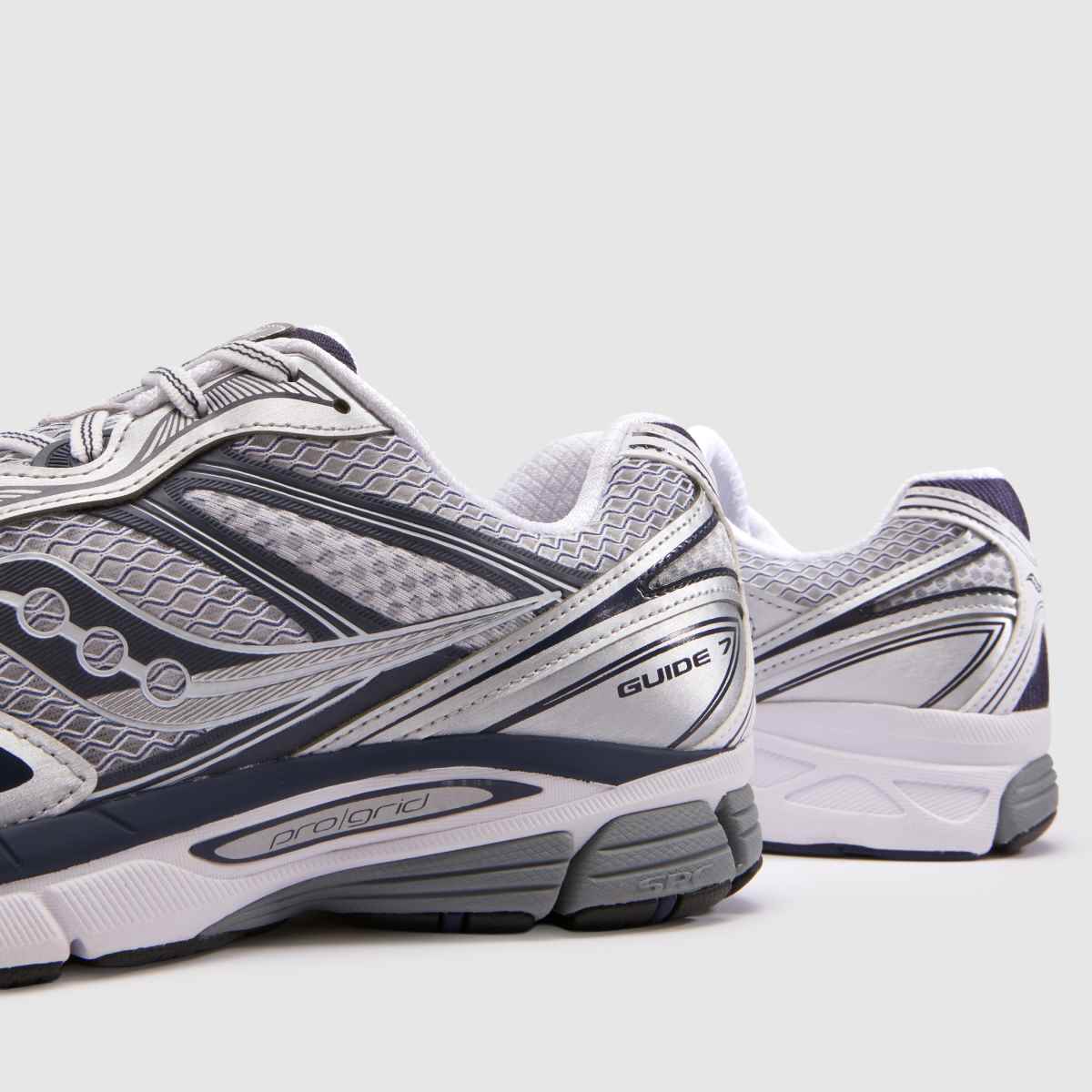 Saucony Guide 7 in Navy & Grey